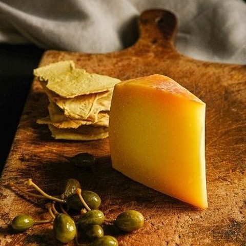 Queso de Oveja Maduro La Oveja Vasca 170g.
