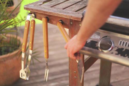 Los accesorios parrilleros básicos necesarios para un asado